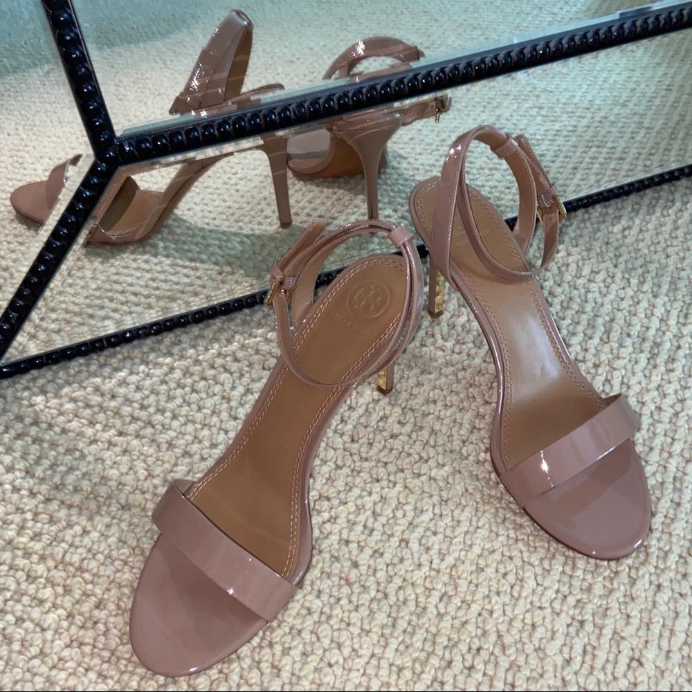 2016 Tory Burch